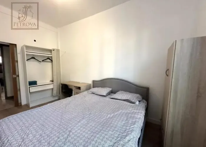 Lovely 3 Rooms Nice Riquier Next To Port With Ac!